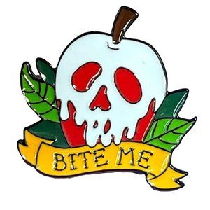 Snow White Lapel Pin Poison Apple Bite Me Villain Enamel Brooch Badge jewelry